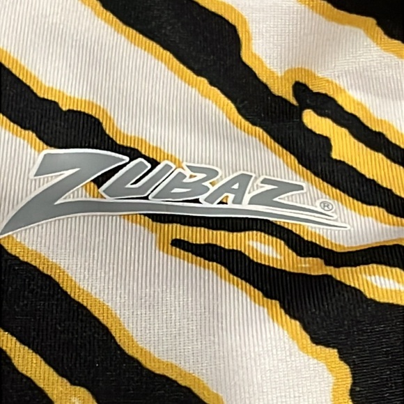 ZUBAZ Pittsburgh Steelers leggings - Picture 3 of 6